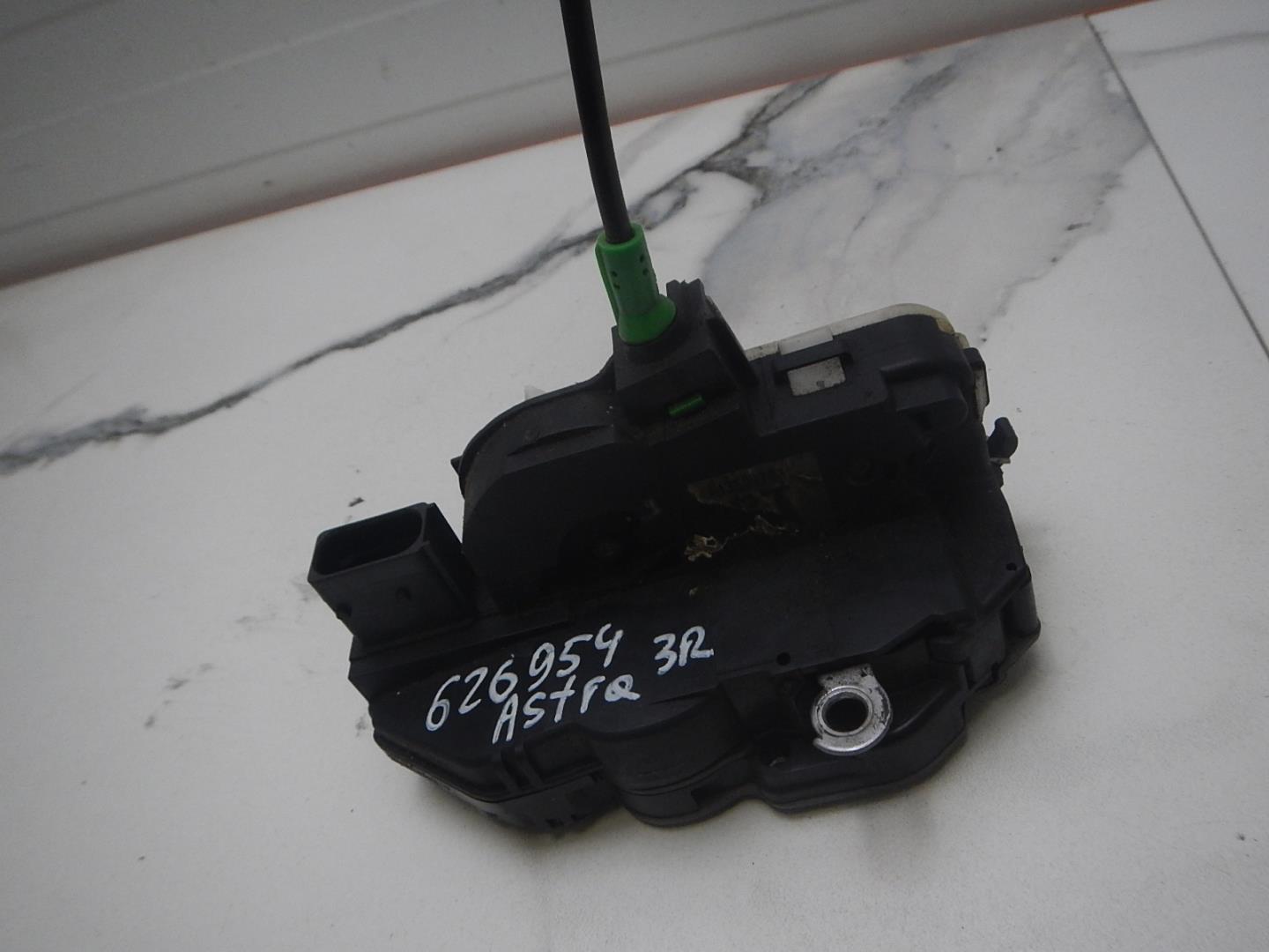 Замок двери задней правой