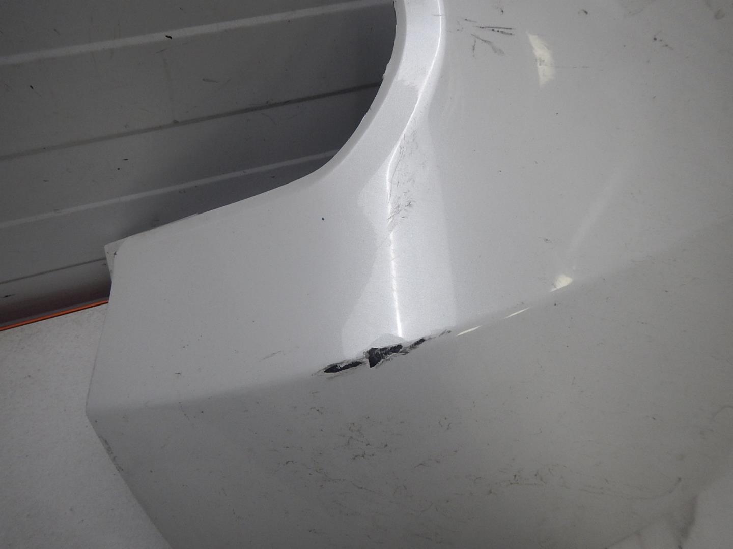 Накладка заднего бампера правая