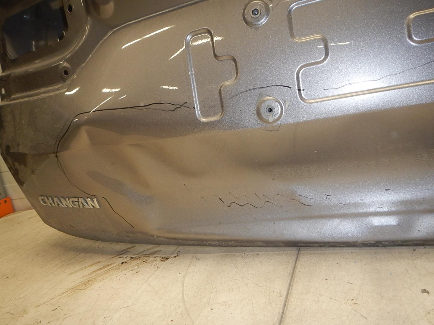 Дверь багажника