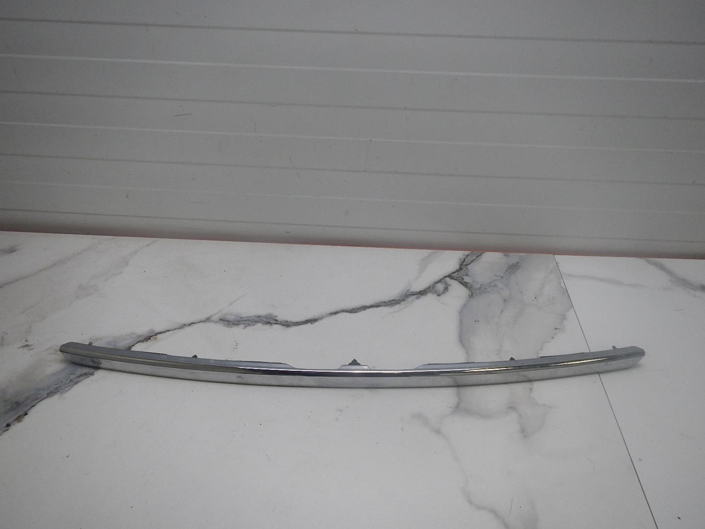 Накладка двери багажника