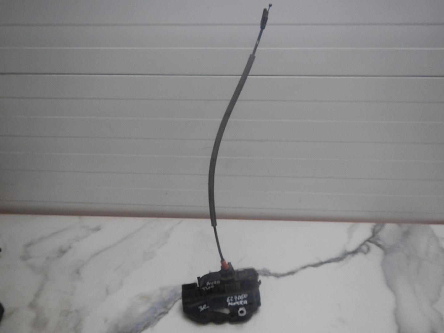 Замок двери задней правой