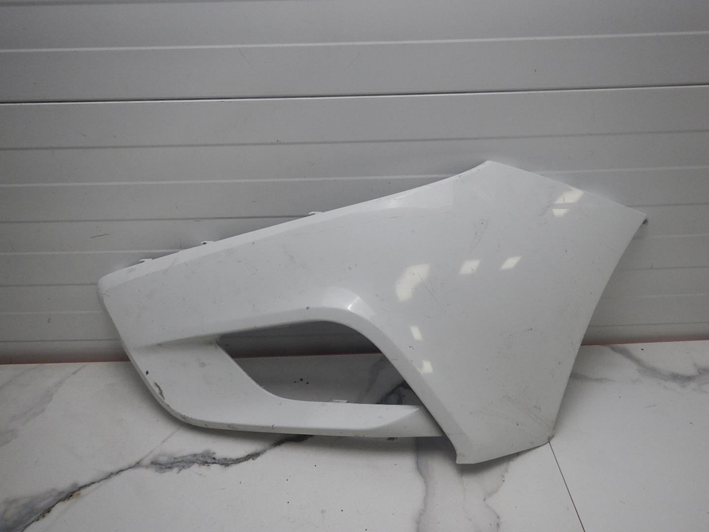 Накладка переднего бампера левая