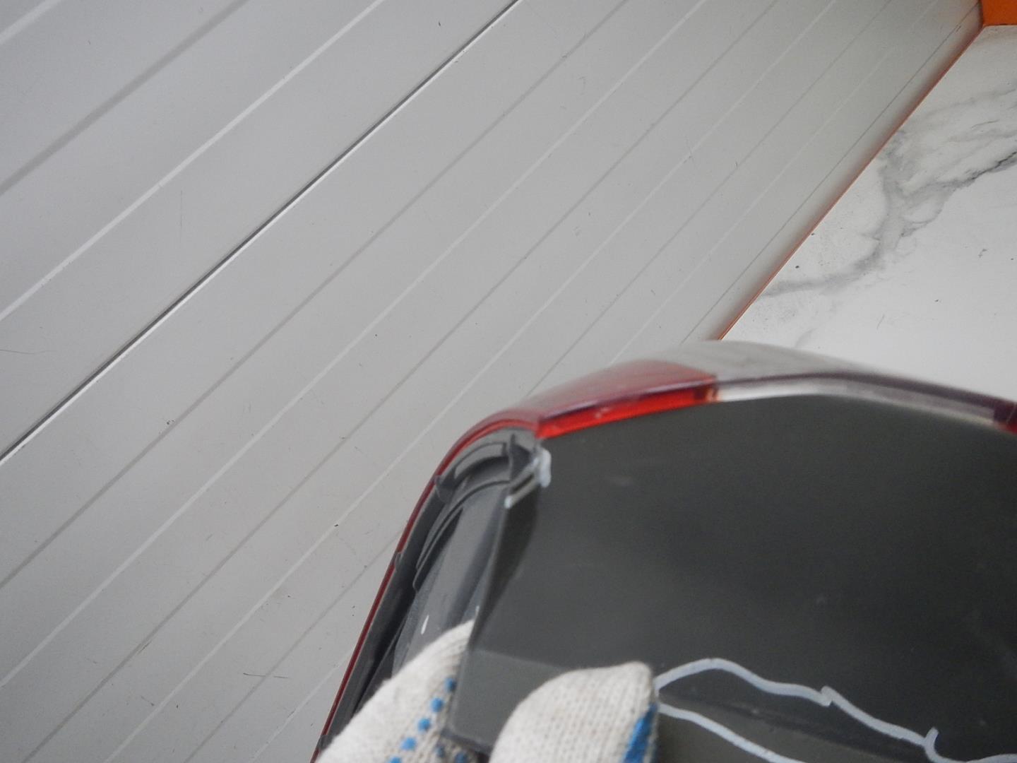 Фонарь задний правый