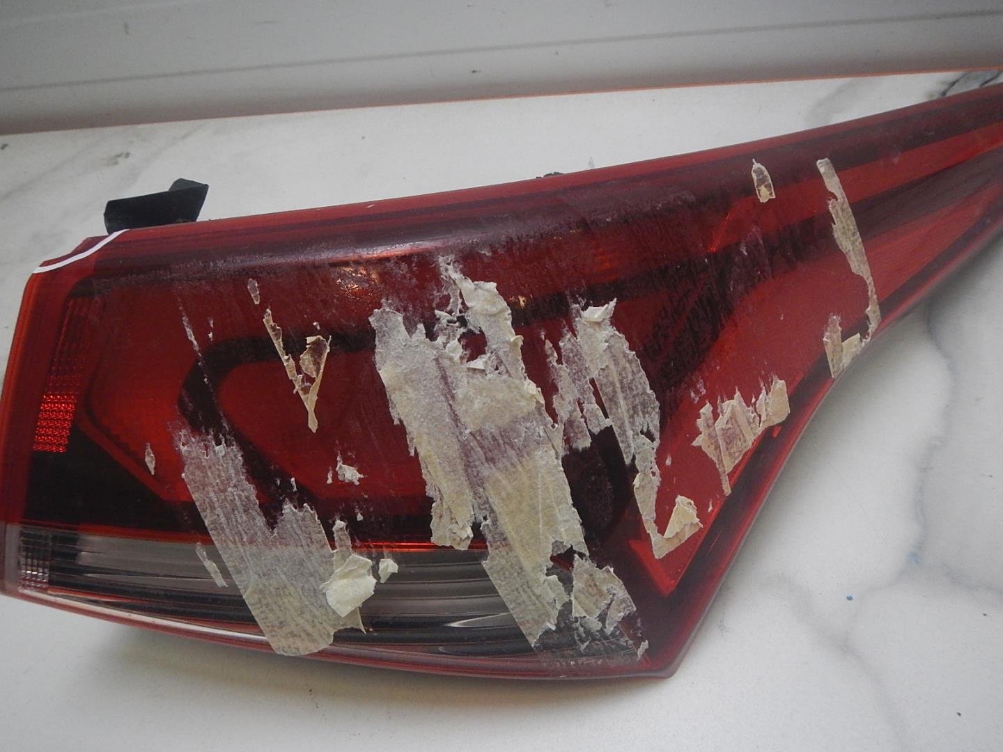 Фонарь задний правый