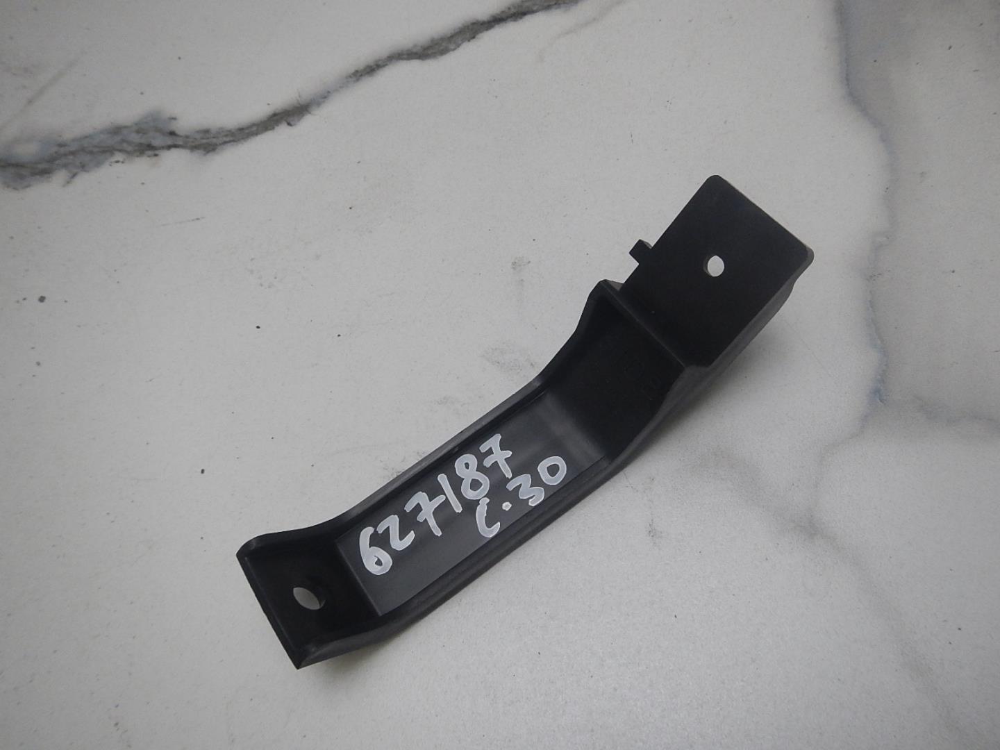 Кронштейн усилителя заднего бампера