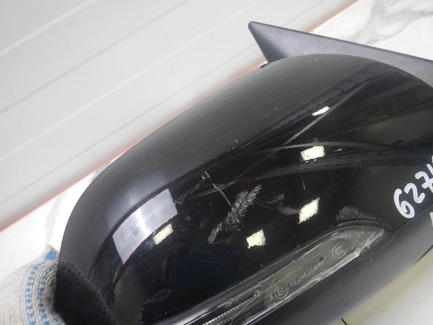 Зеркало правое электрическое