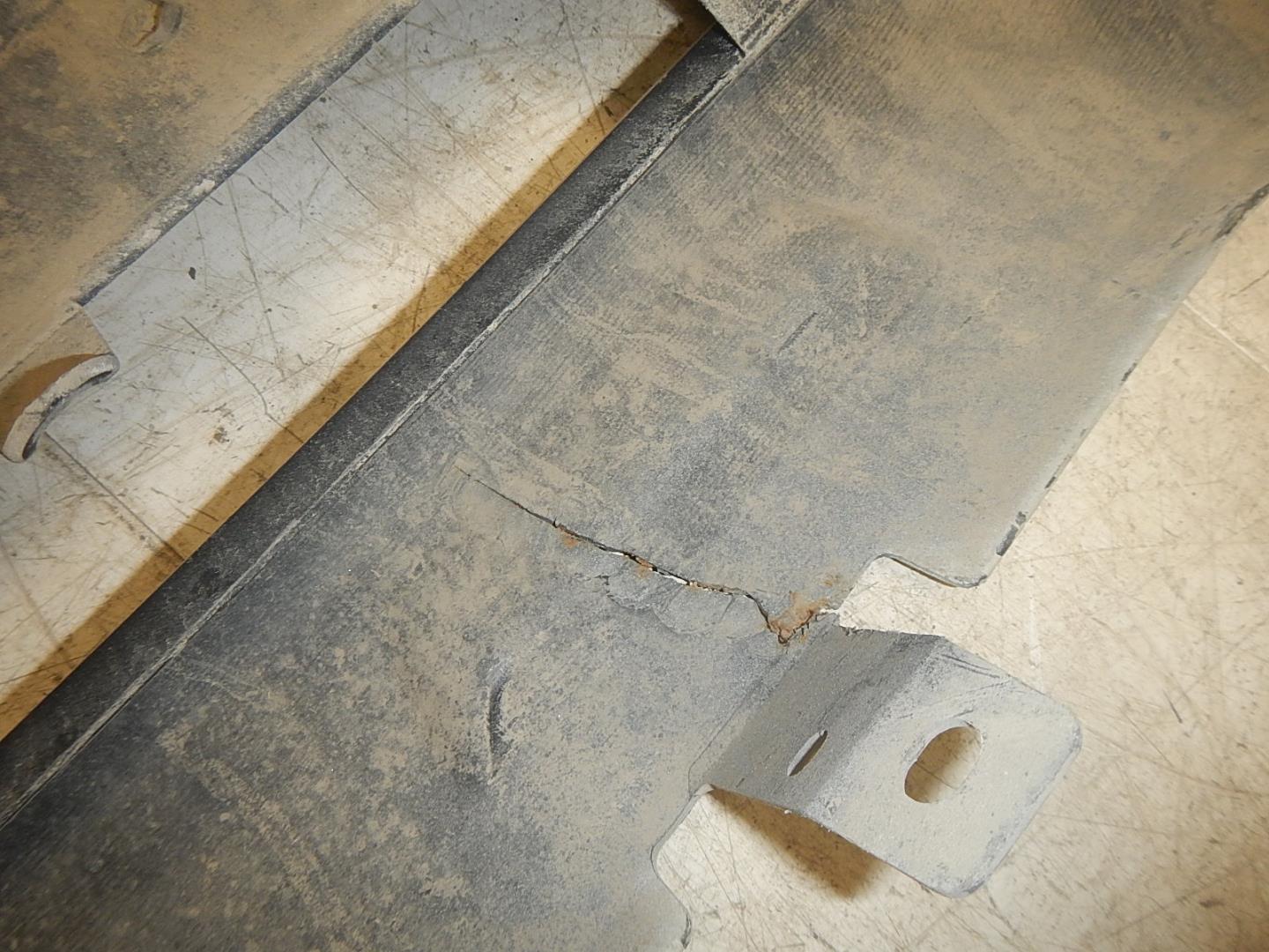 Бампер передний