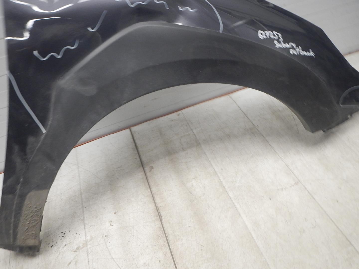 Крыло переднее правое