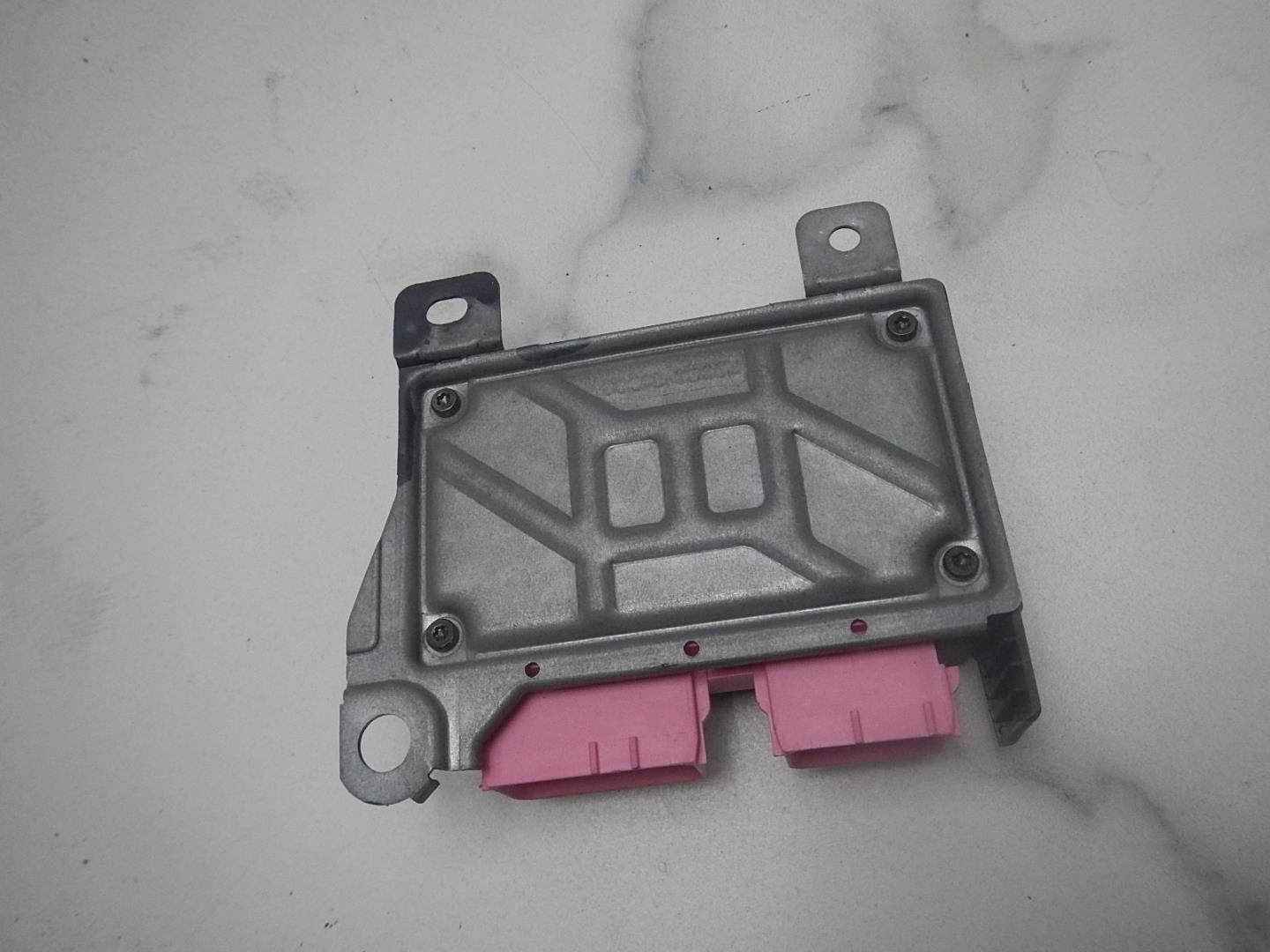 Блок управления подушек безопасности (AIR BAG)