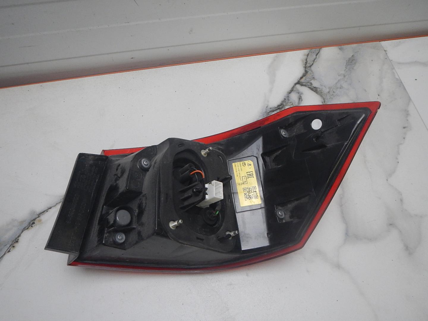 Фонарь задний левый