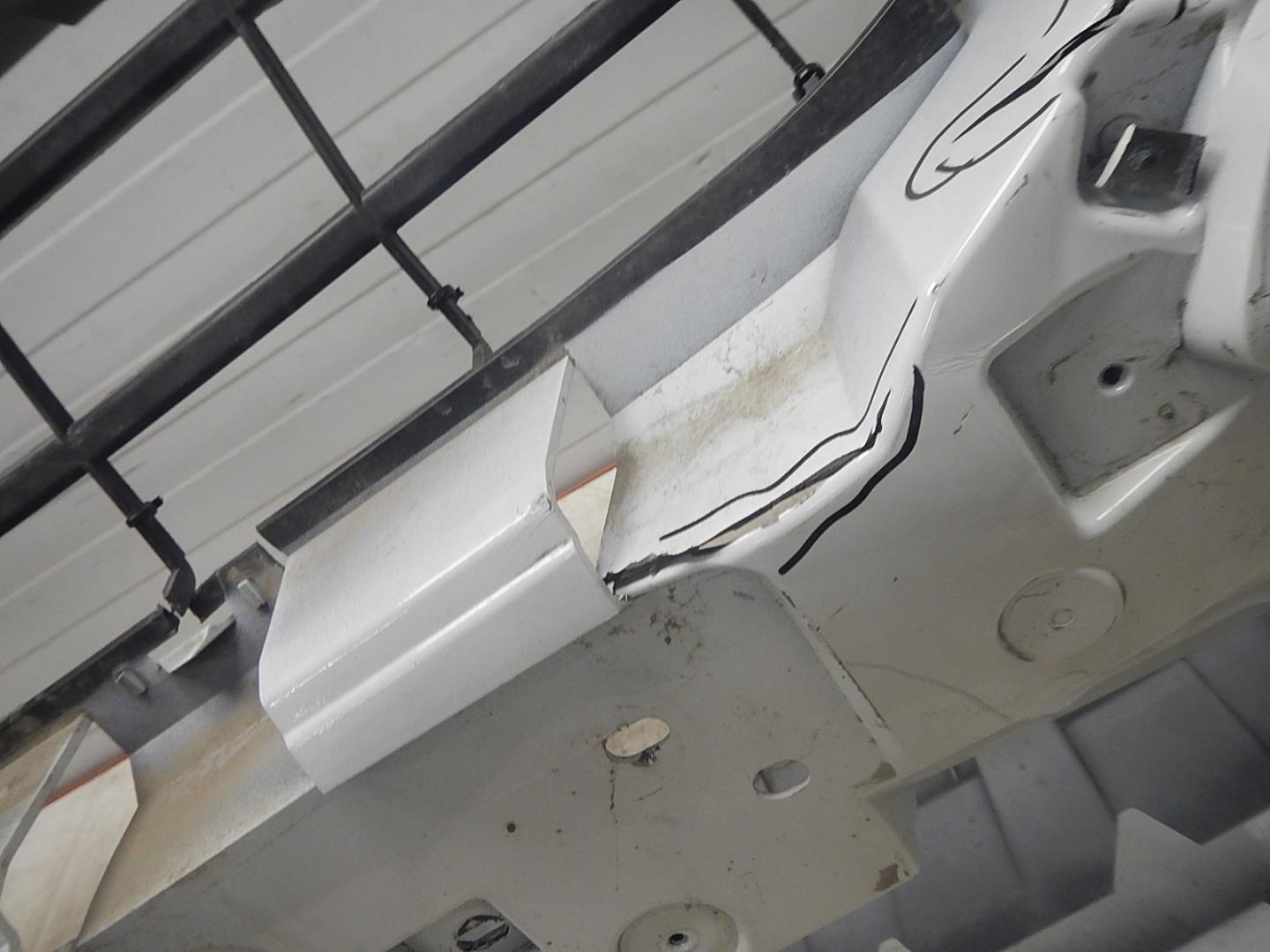 Бампер передний