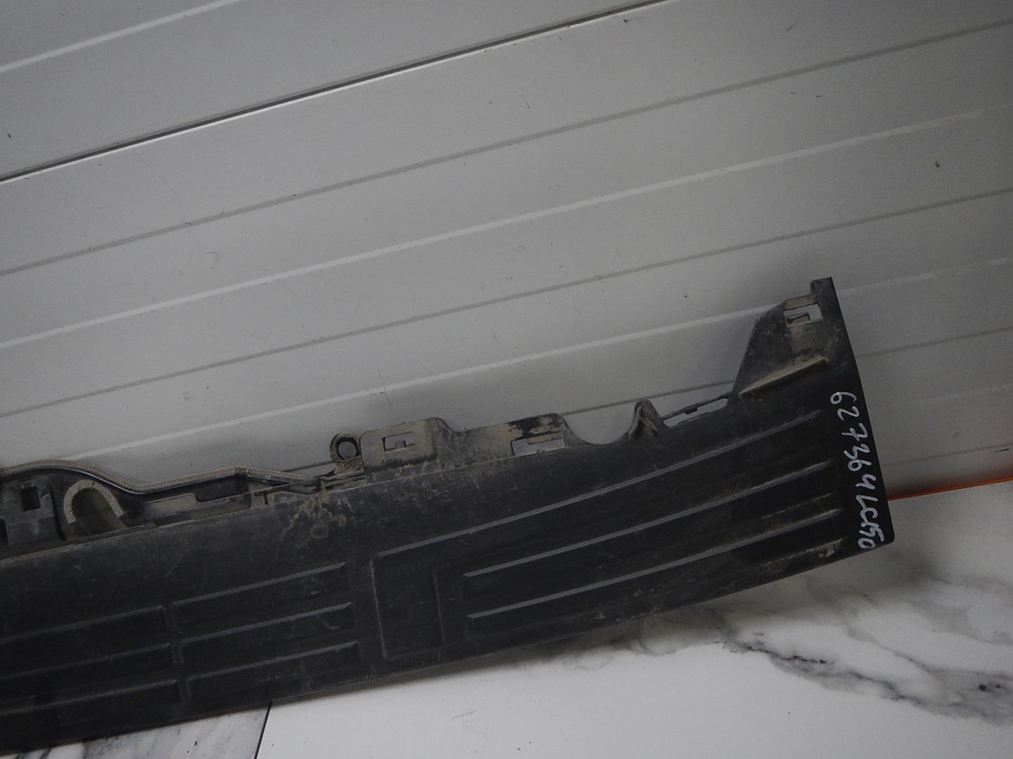 Накладка заднего бампера