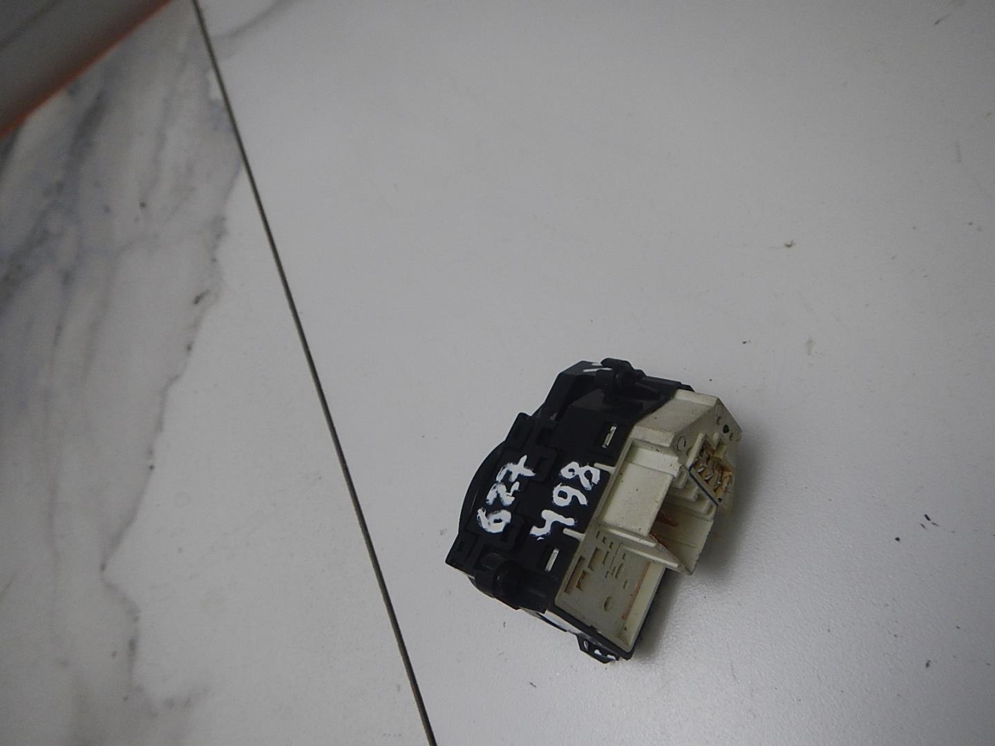 Переключатель регулировки зеркал