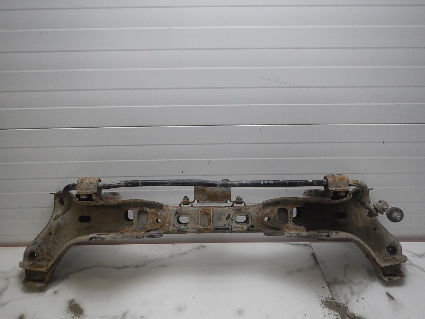 Балка задняя