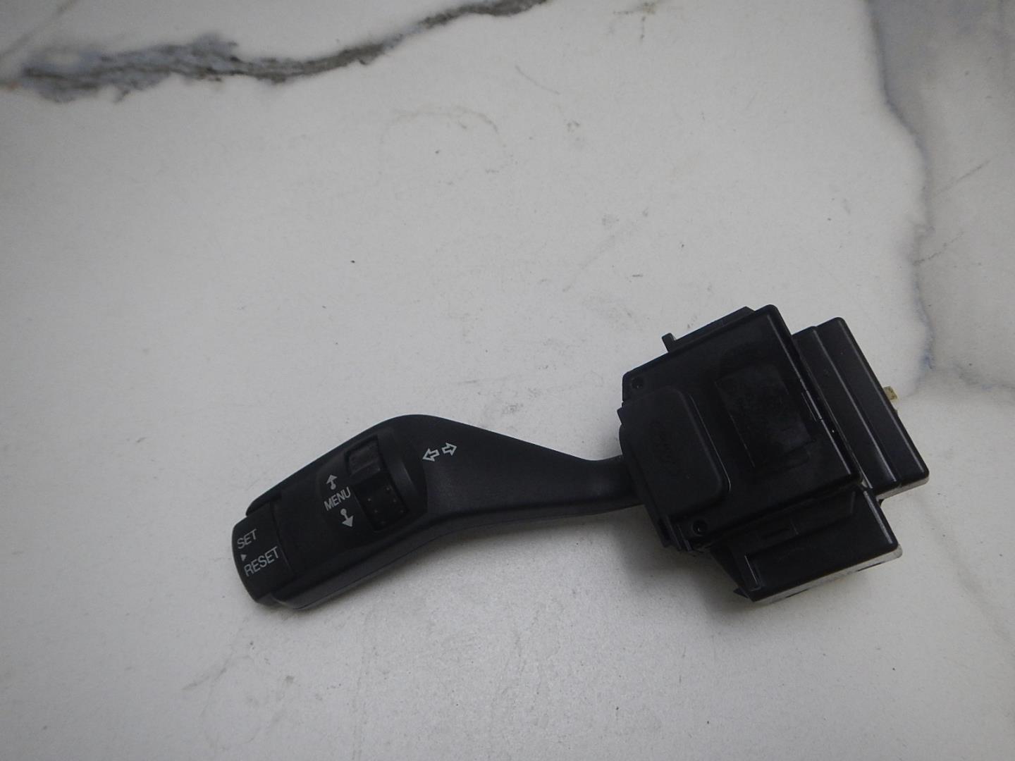 Переключатель поворотов подрулевой