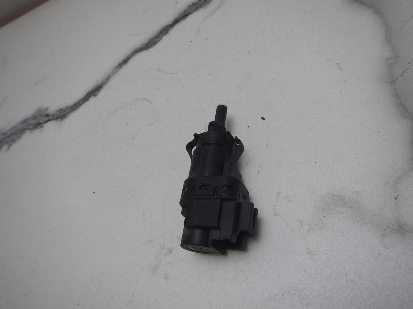 Датчик включения стопсигнала