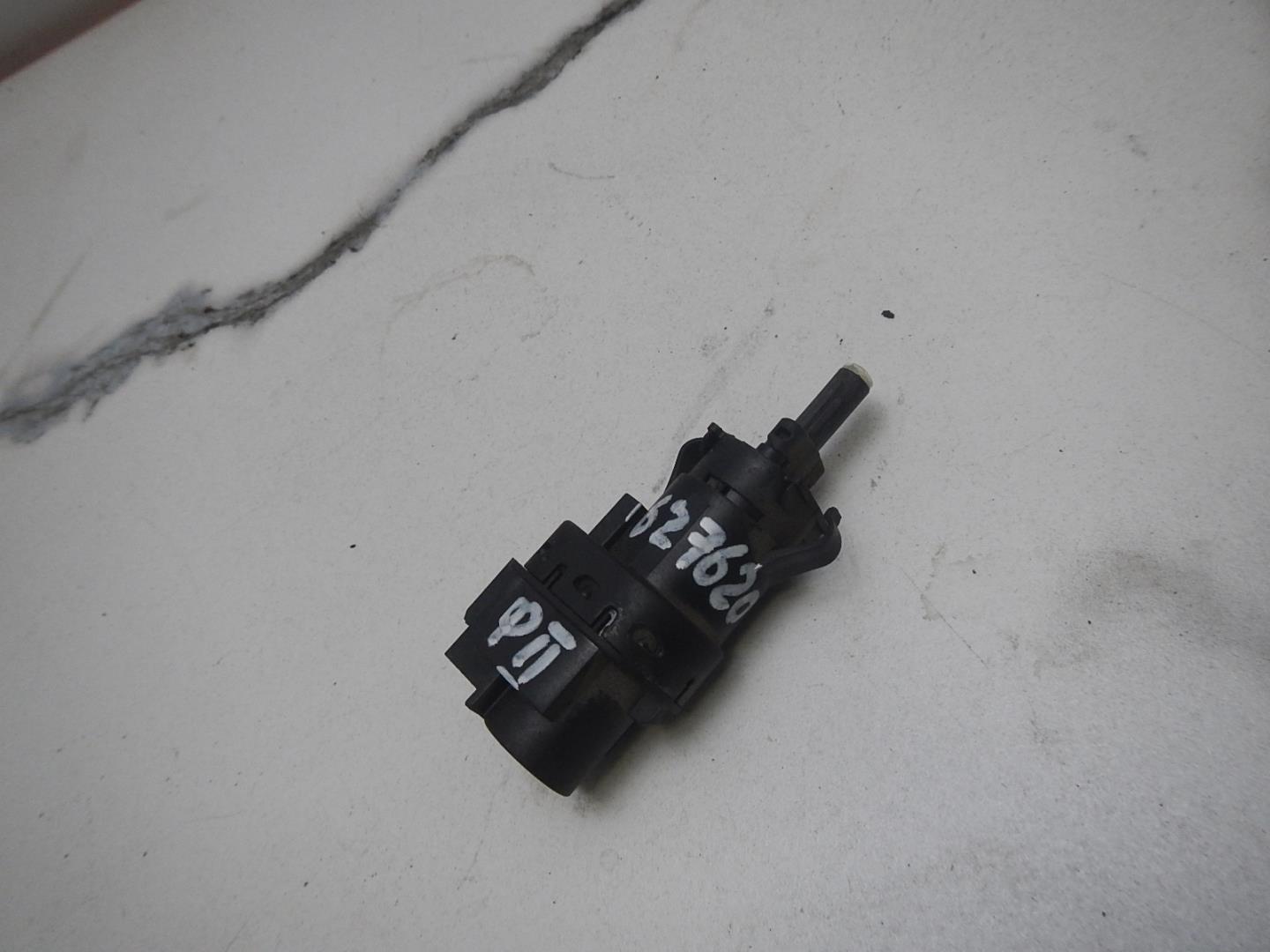 Датчик включения стопсигнала