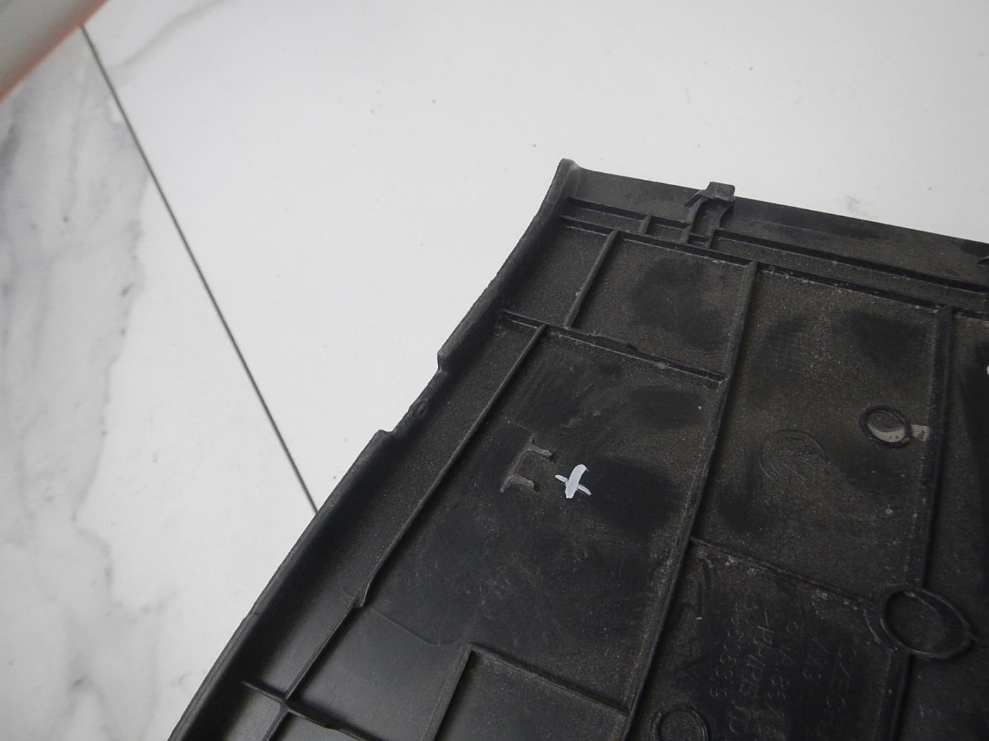 Крышка багажного отделения