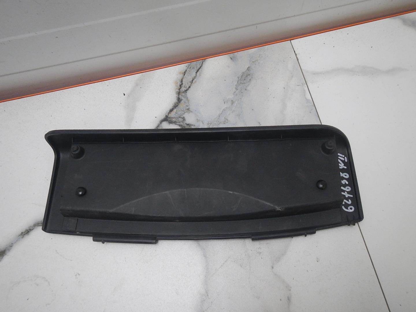 Крышка багажного отделения