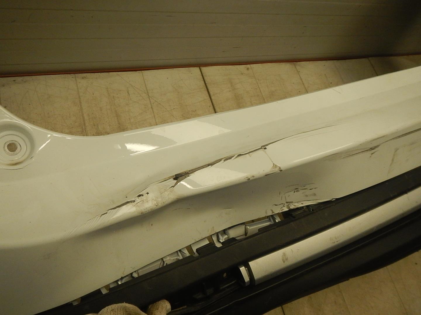 Бампер задний