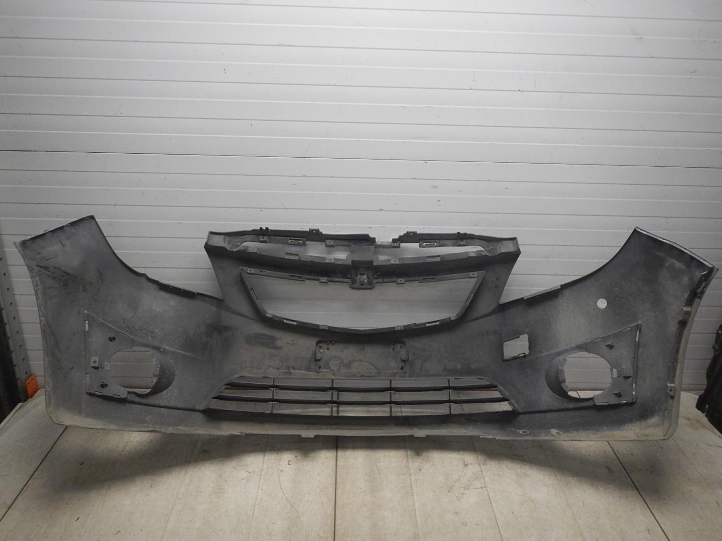 Бампер передний