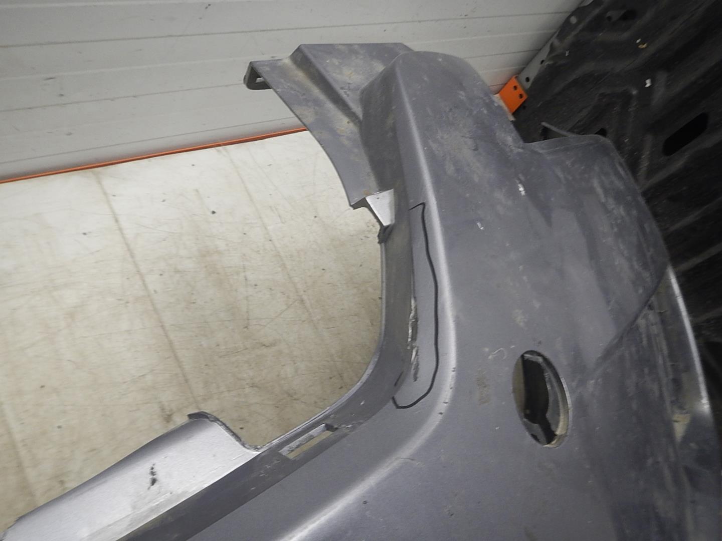 Бампер передний