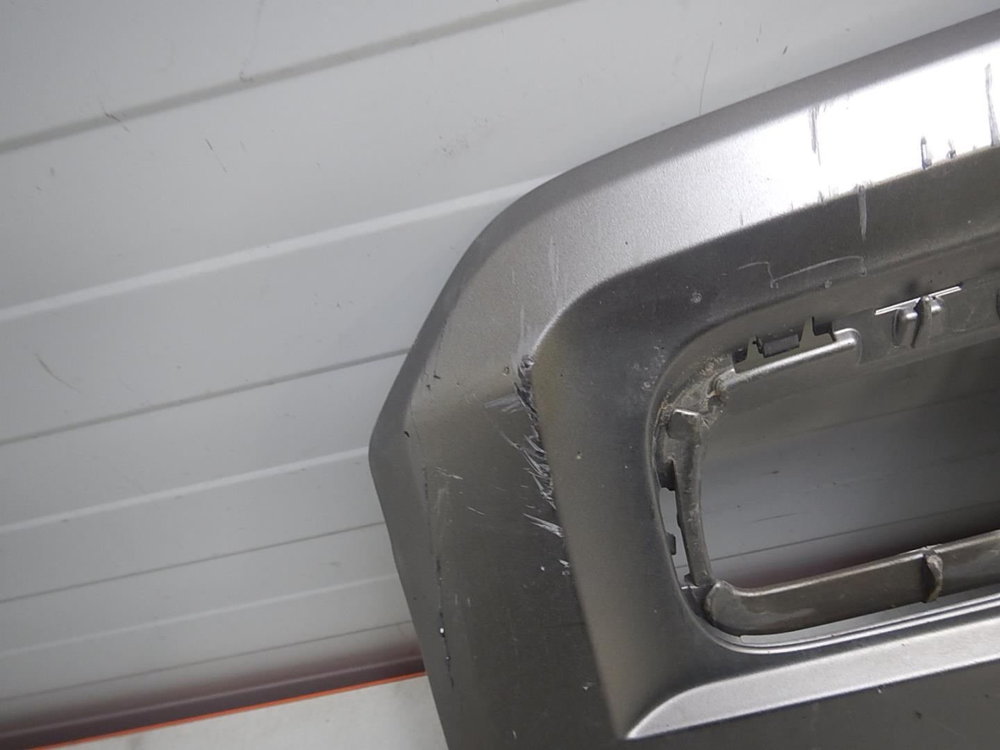 Накладка переднего бампера