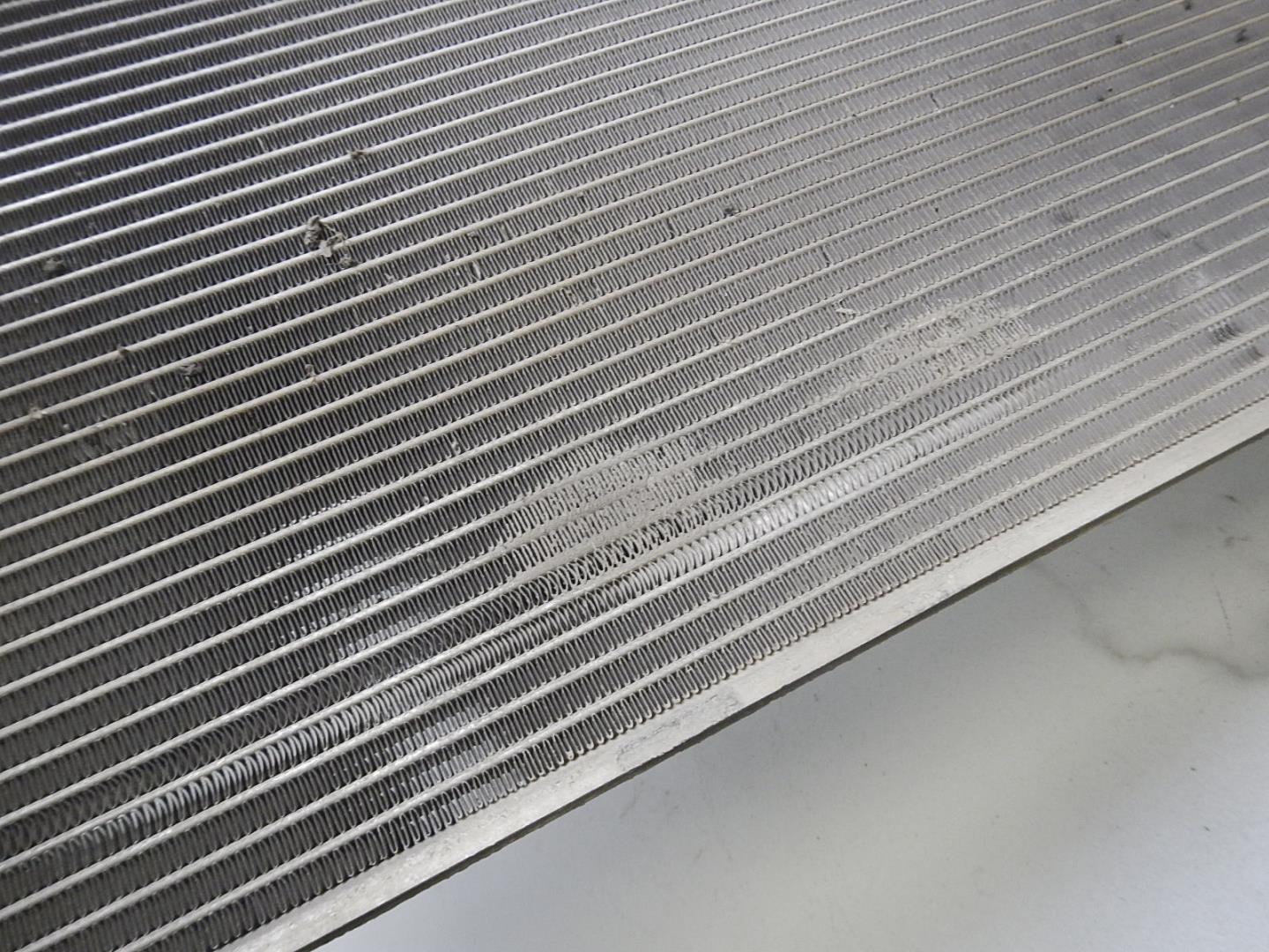 Радиатор кондиционера / конденсер