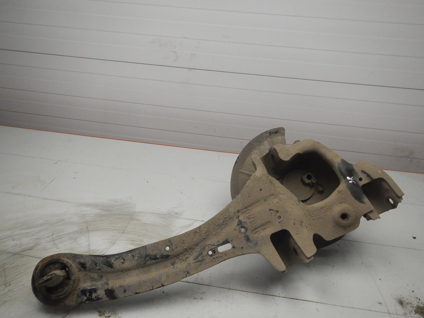 Рычаг задний продольный правый