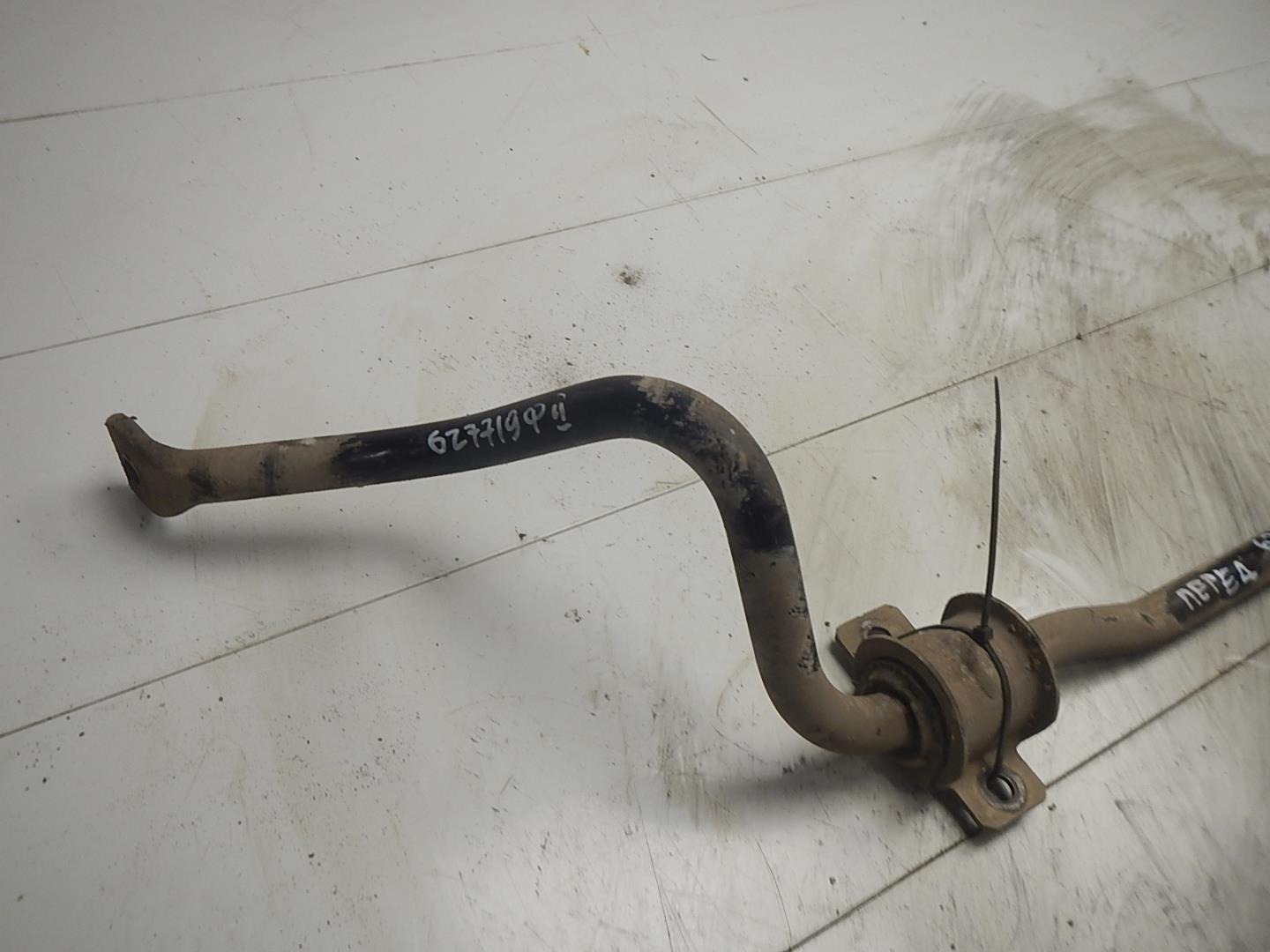 Стабилизатор передний