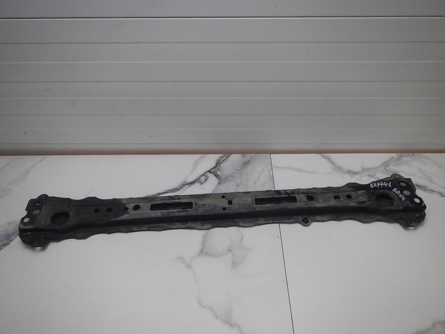 Балка подрадиаторная