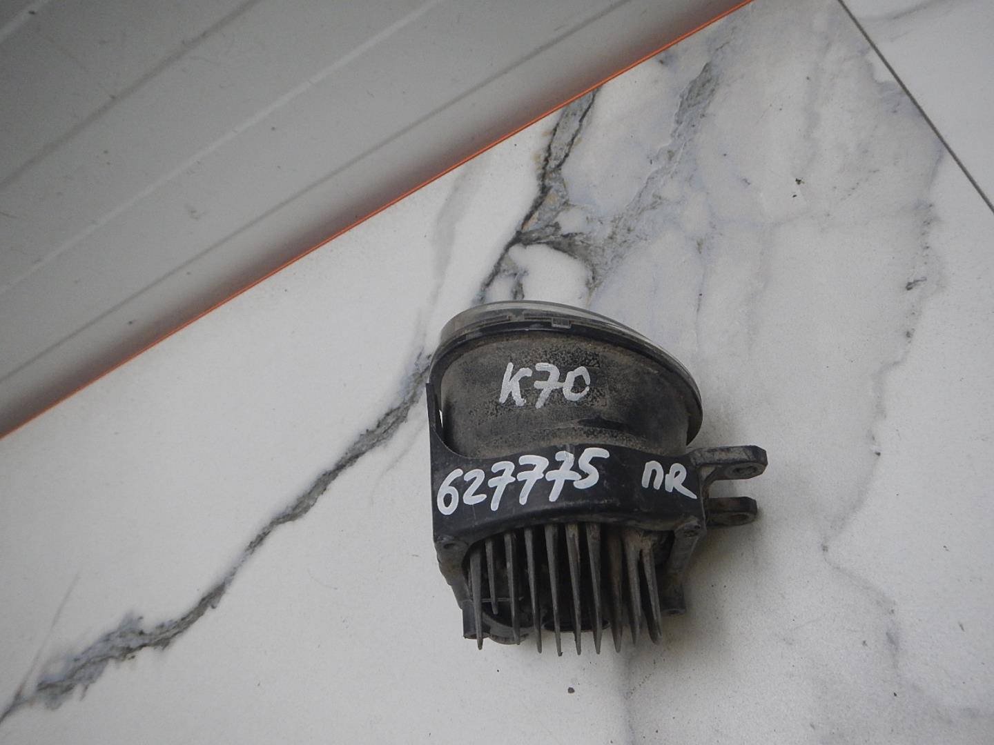 Фара противотуманная правая