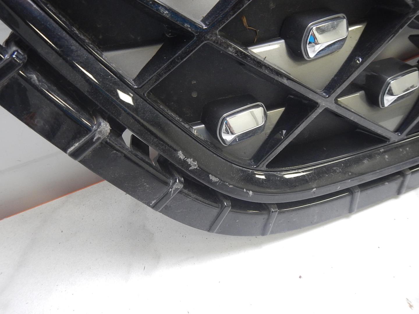 Решетка радиатора