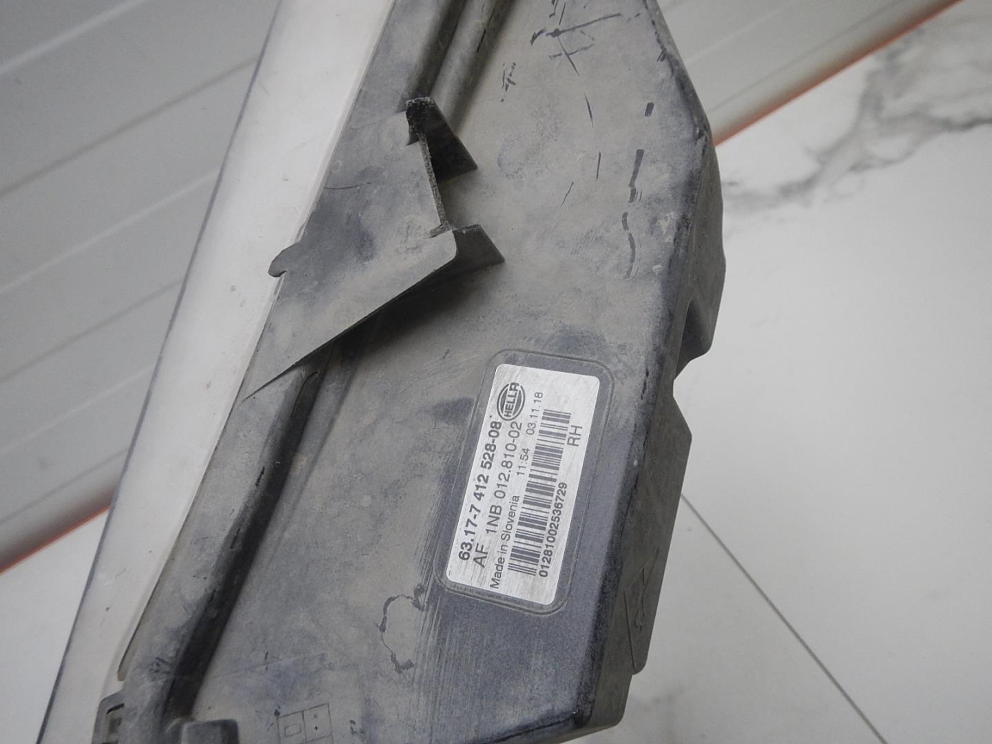 Фара противотуманная правая