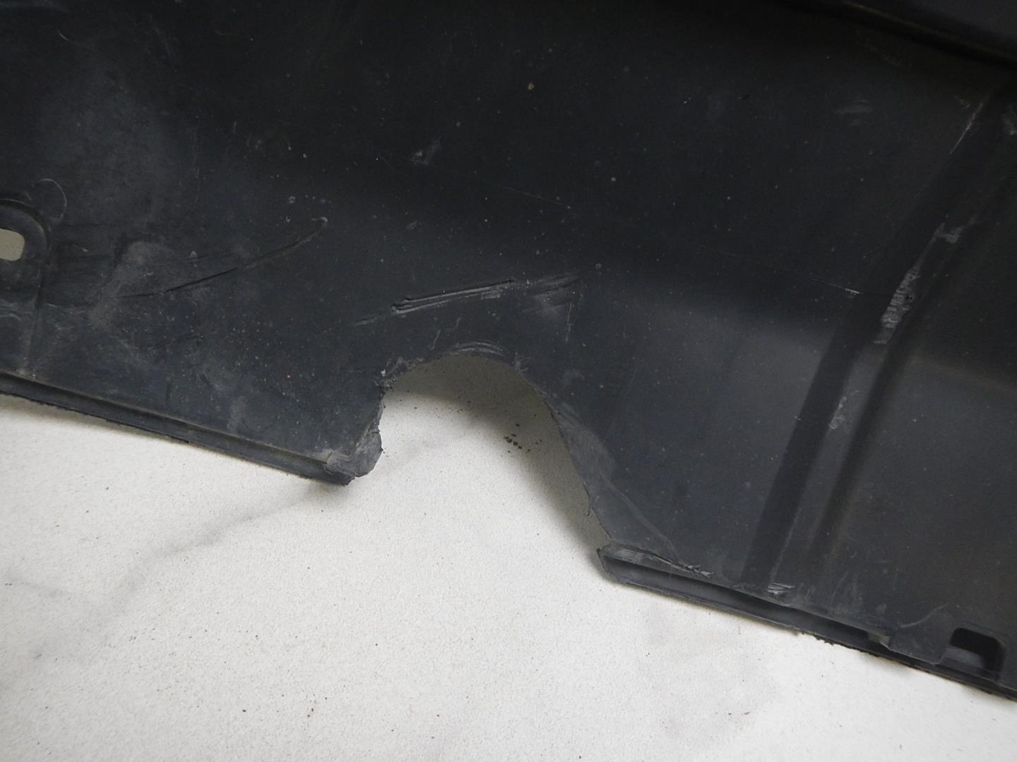 Решетка в бампер центральная