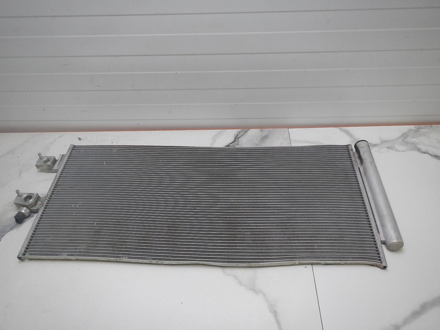 Радиатор кондиционера / конденсер