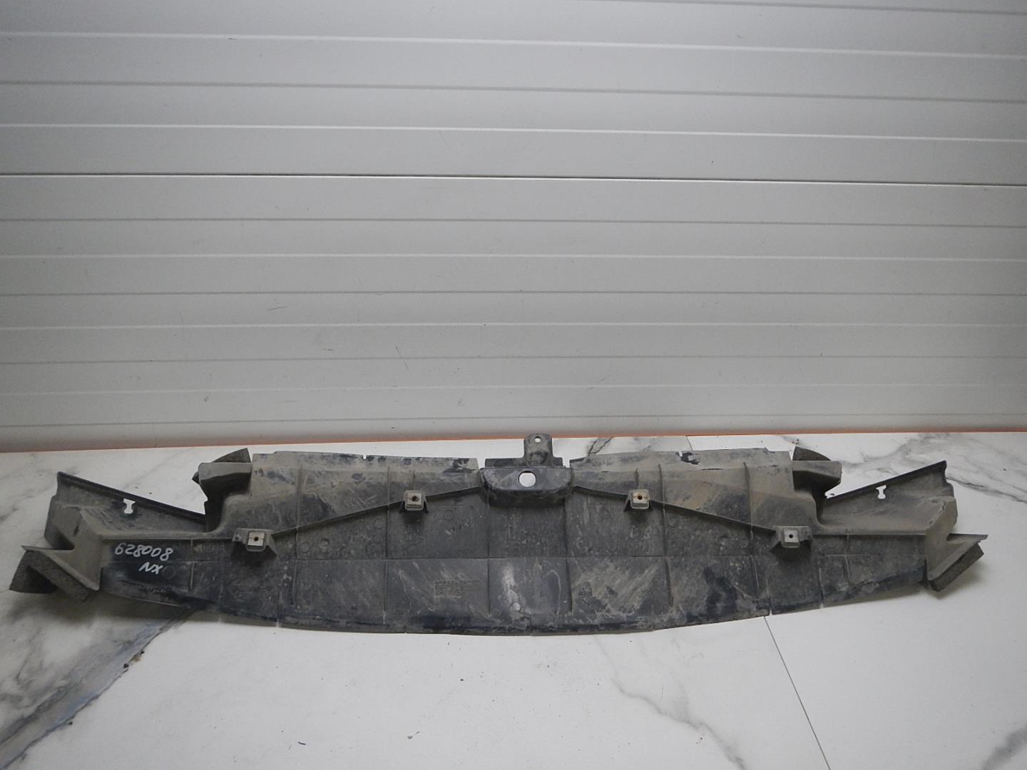 Воздуховод радиатора нижний