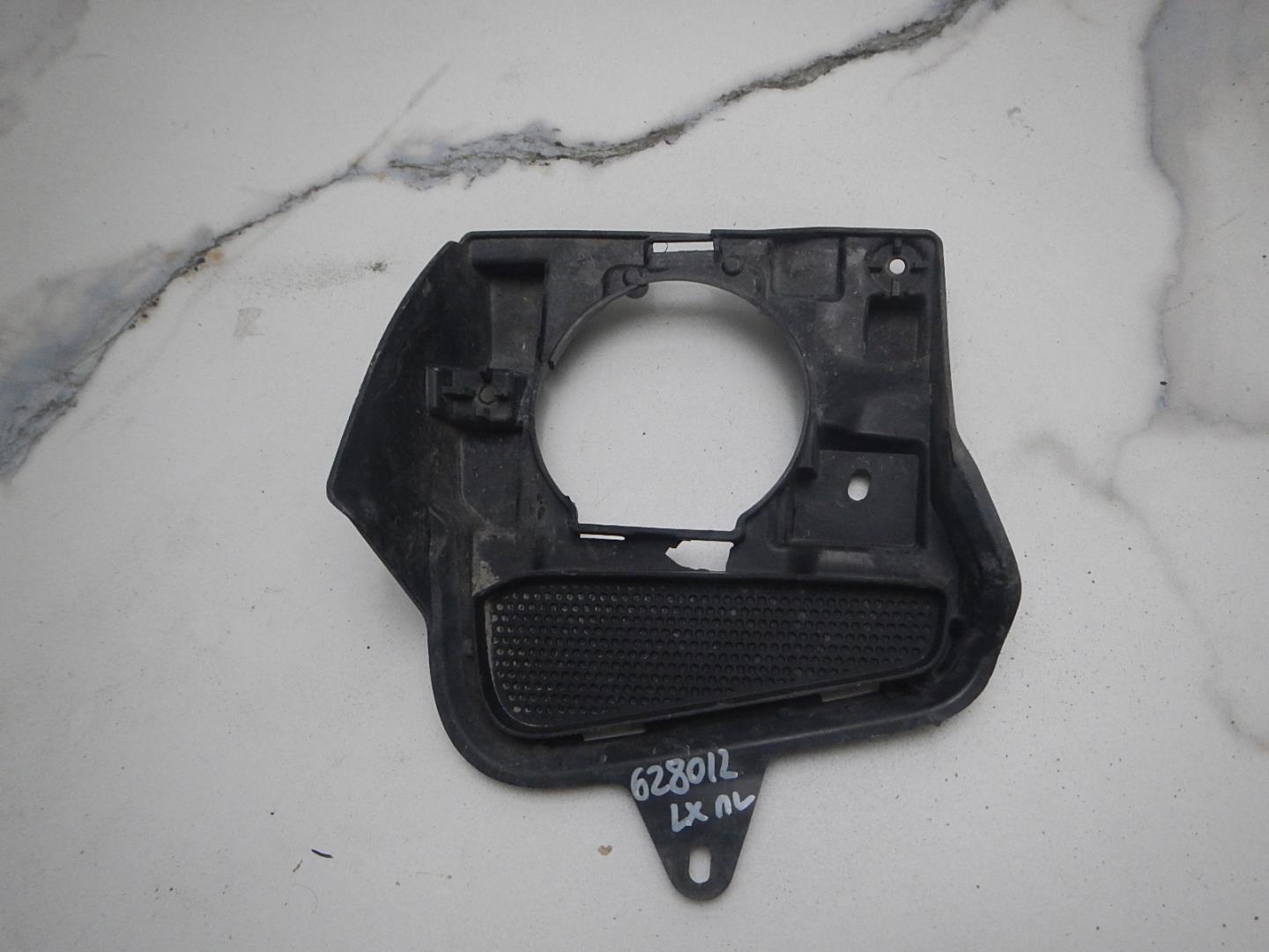 Кронштейн фары противотуманной левой