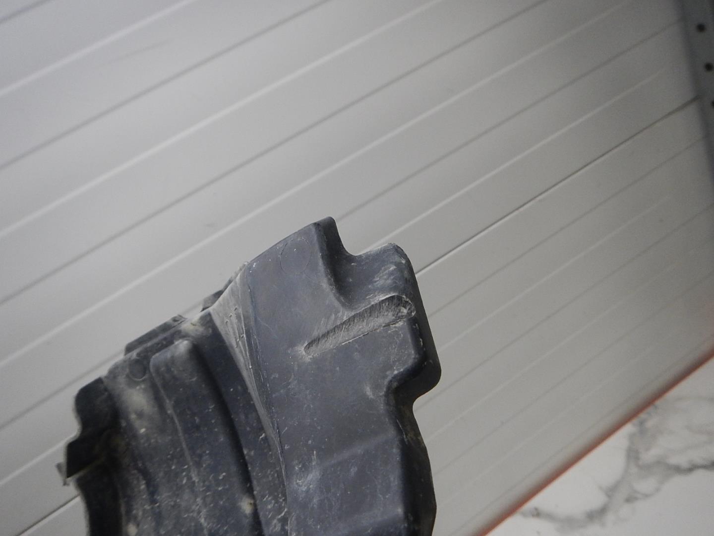 Воздуховод радиатора правый