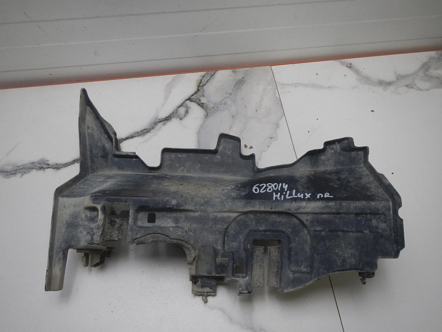 Воздуховод радиатора правый