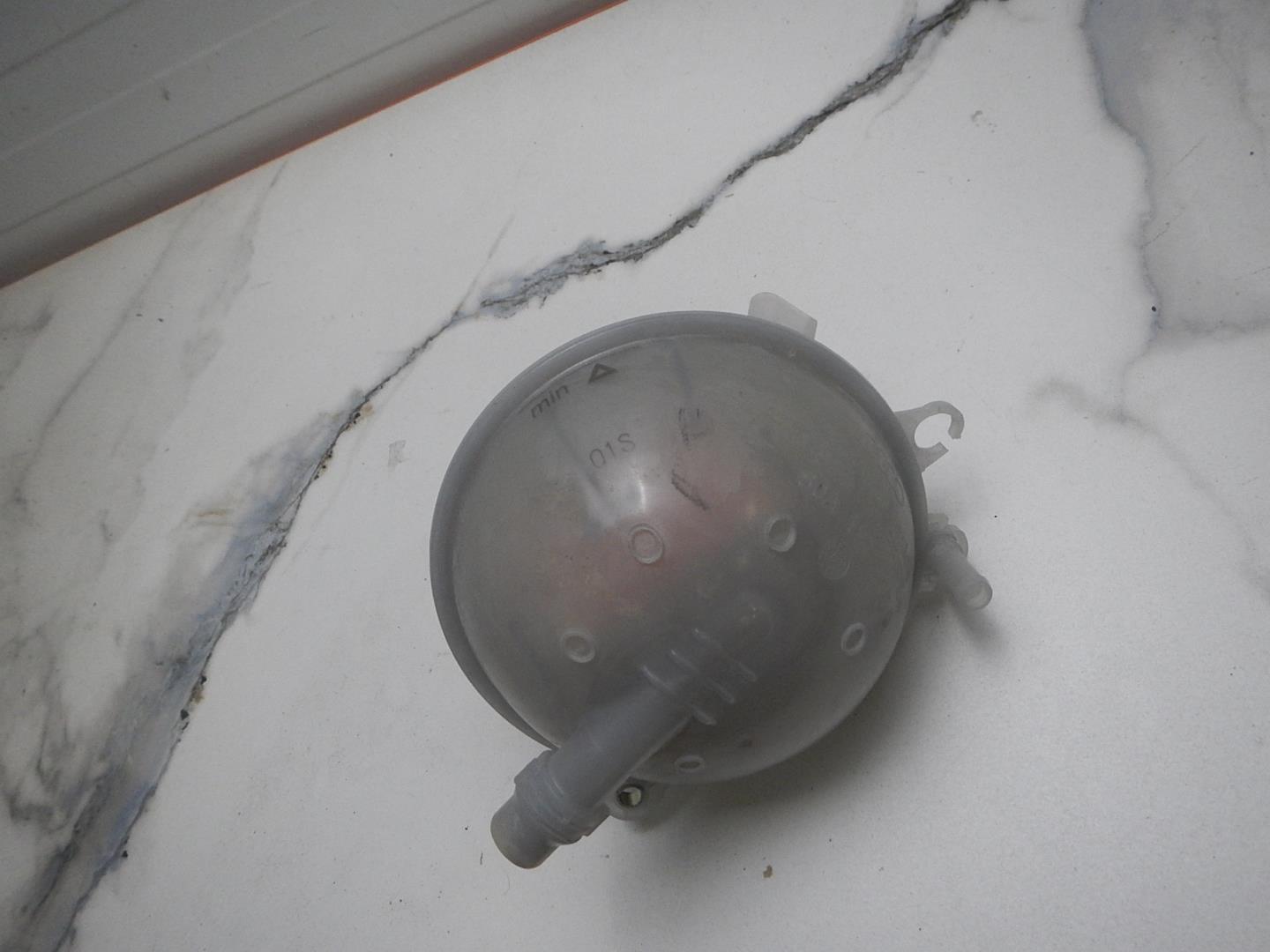 Бачок расширительный