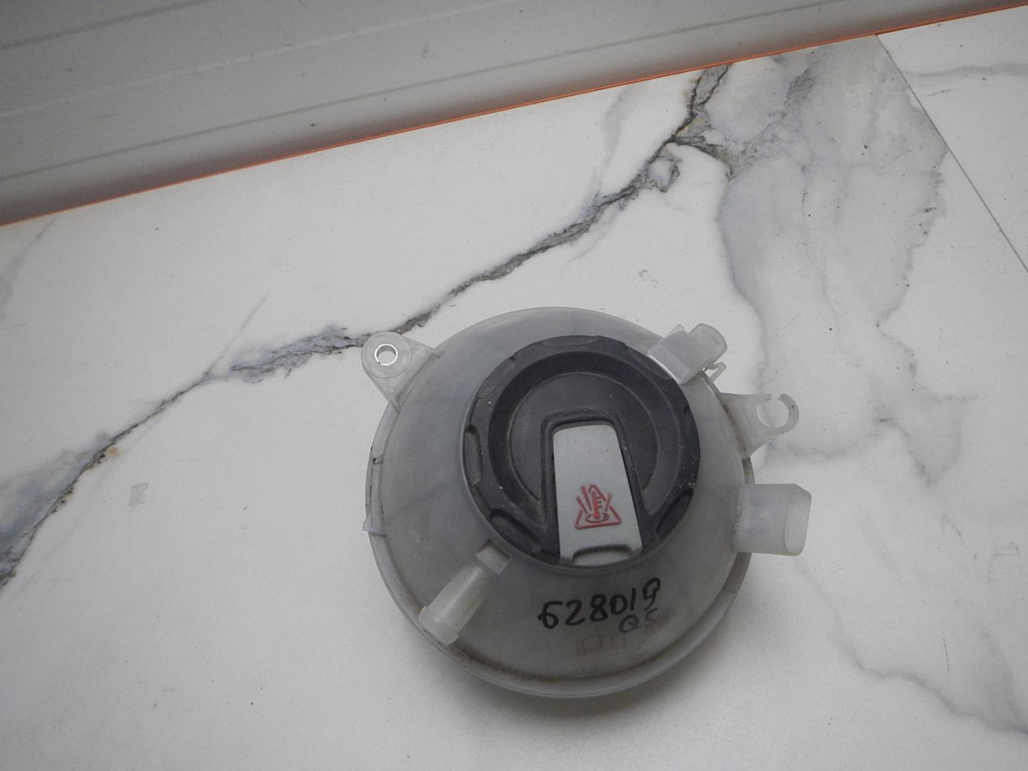 Бачок расширительный