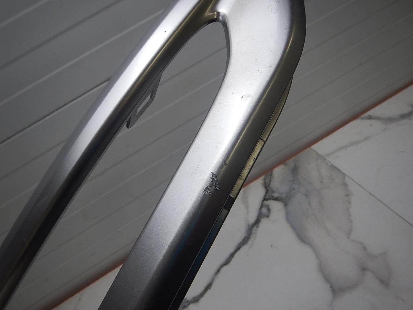 Накладка переднего бампера правая