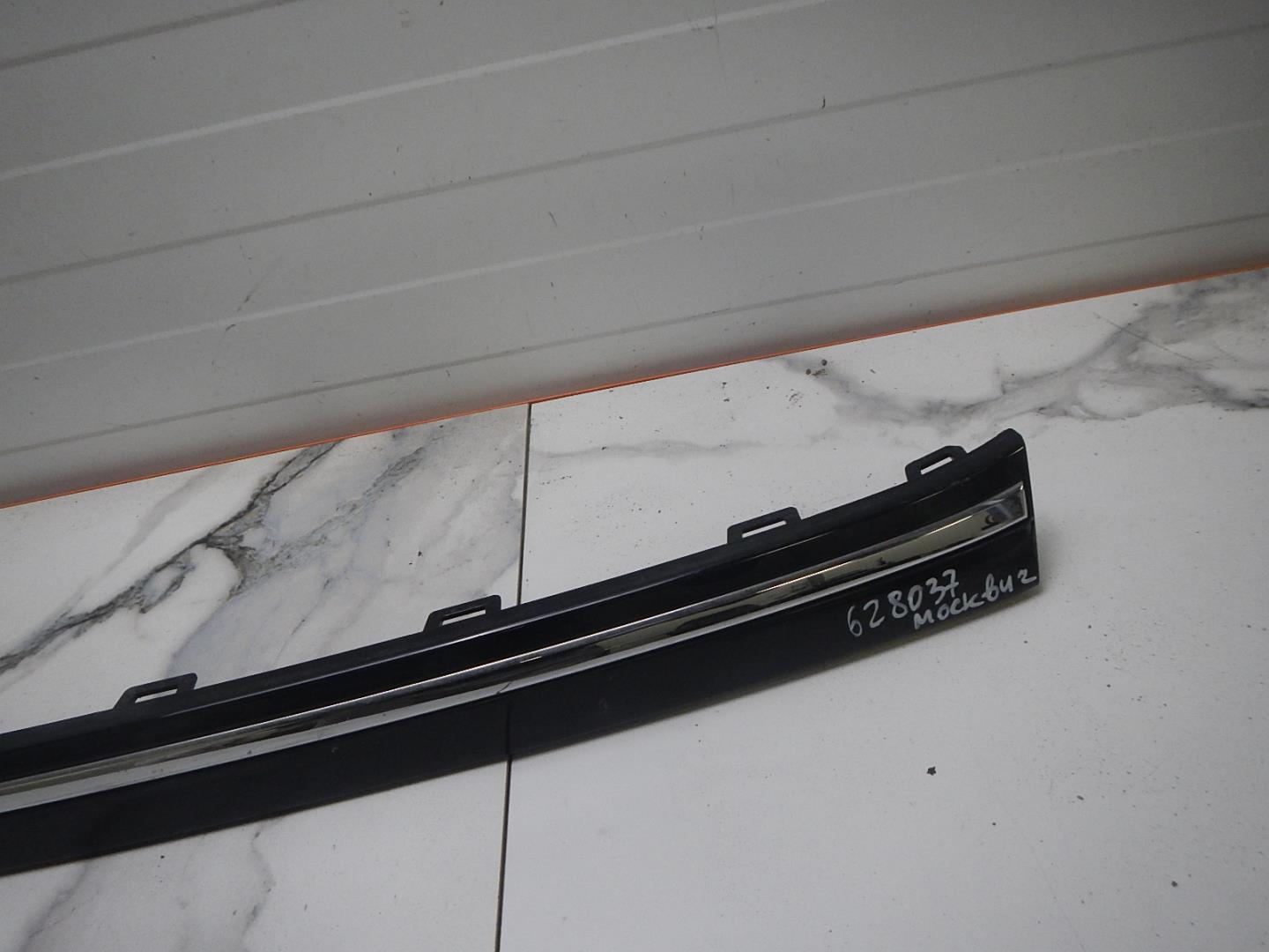 Накладка переднего бампера