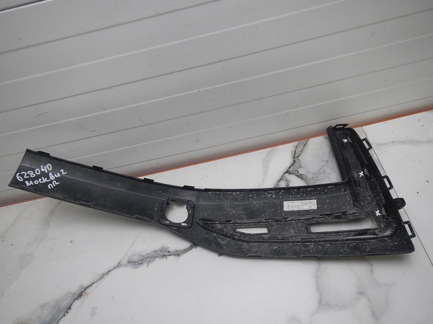 Накладка переднего бампера правая