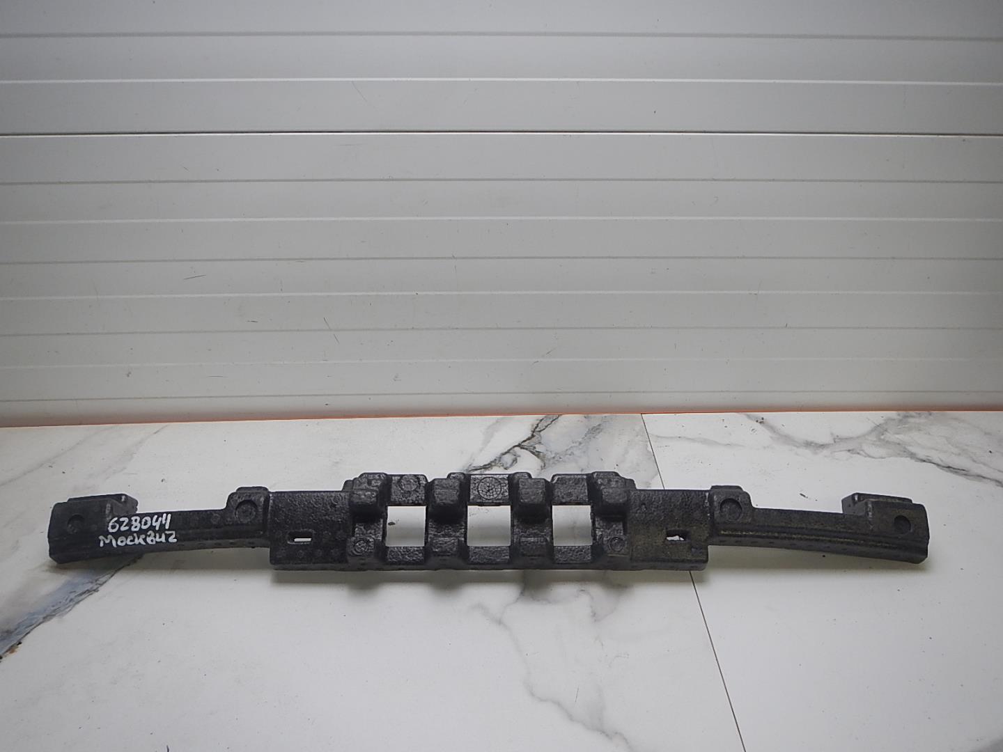 Наполнитель переднего бампера