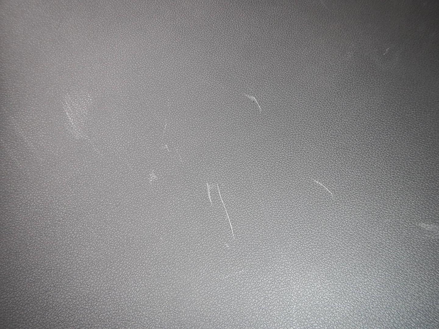 Обшивка двери багажника