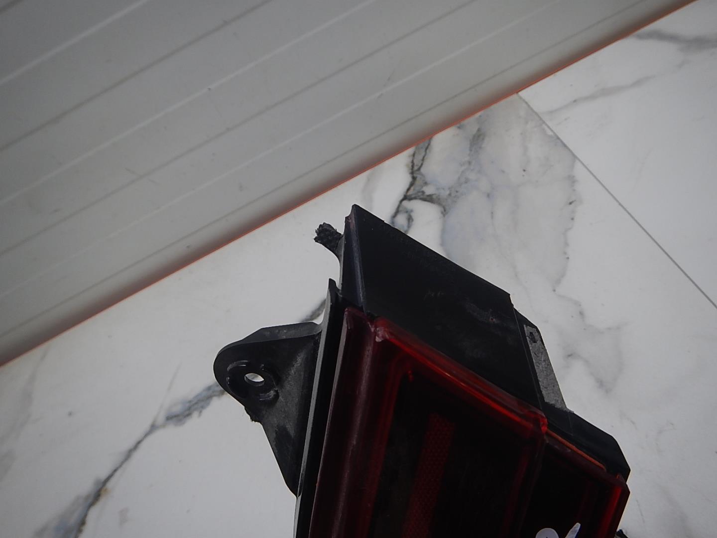 Отражатель в бампер задний правый