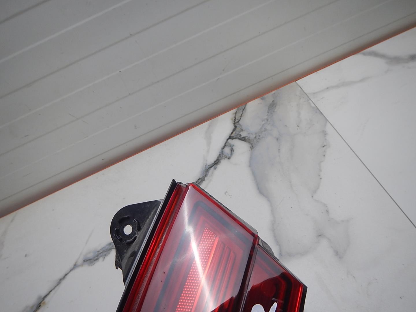 Отражатель в бампер задний правый