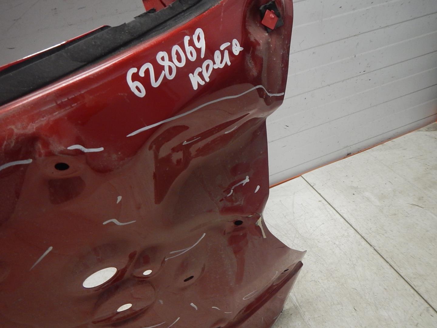 Дверь багажника